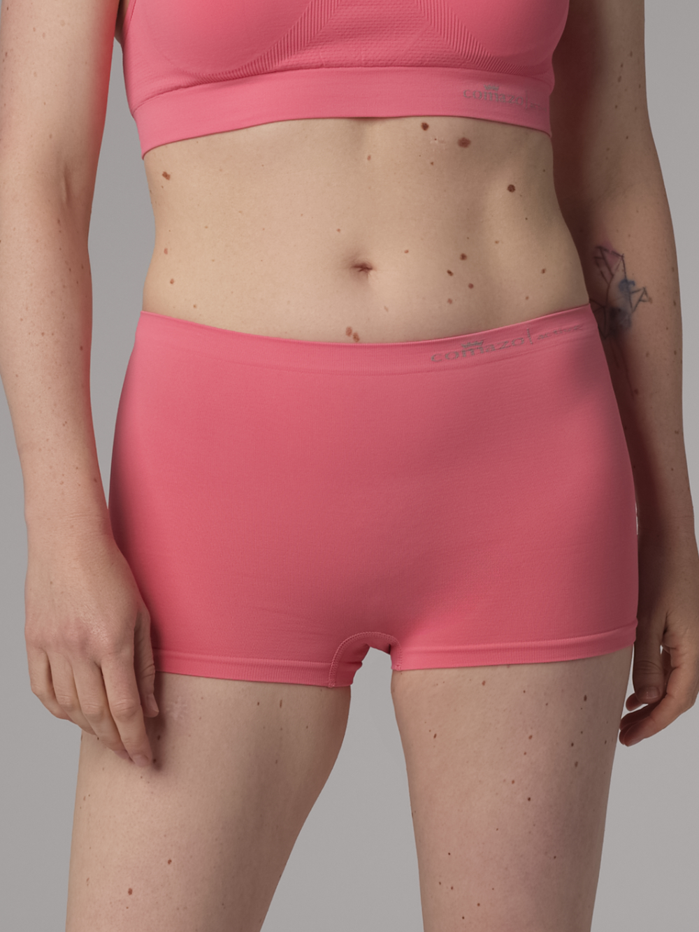 Comazo Damen Seamless Hot-Pants Farbe Grenadine