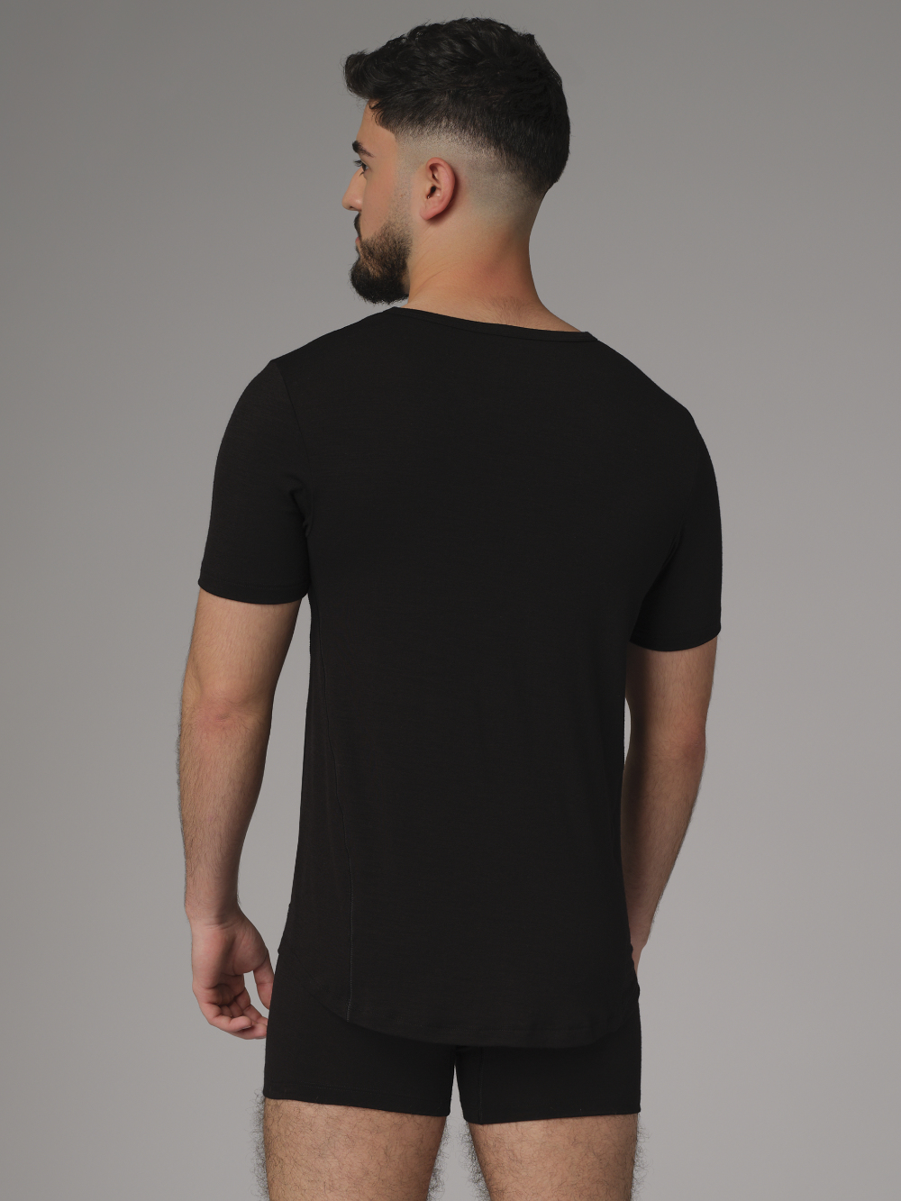 Comazo Herren Shirt kurzarm aus Merinowolle Farbe Schwarz